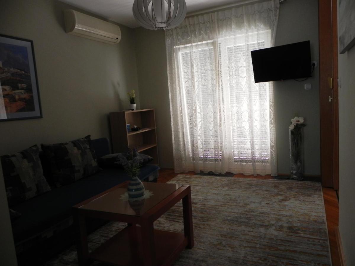 Apartments Katalenic Selce Eksteriør bilde