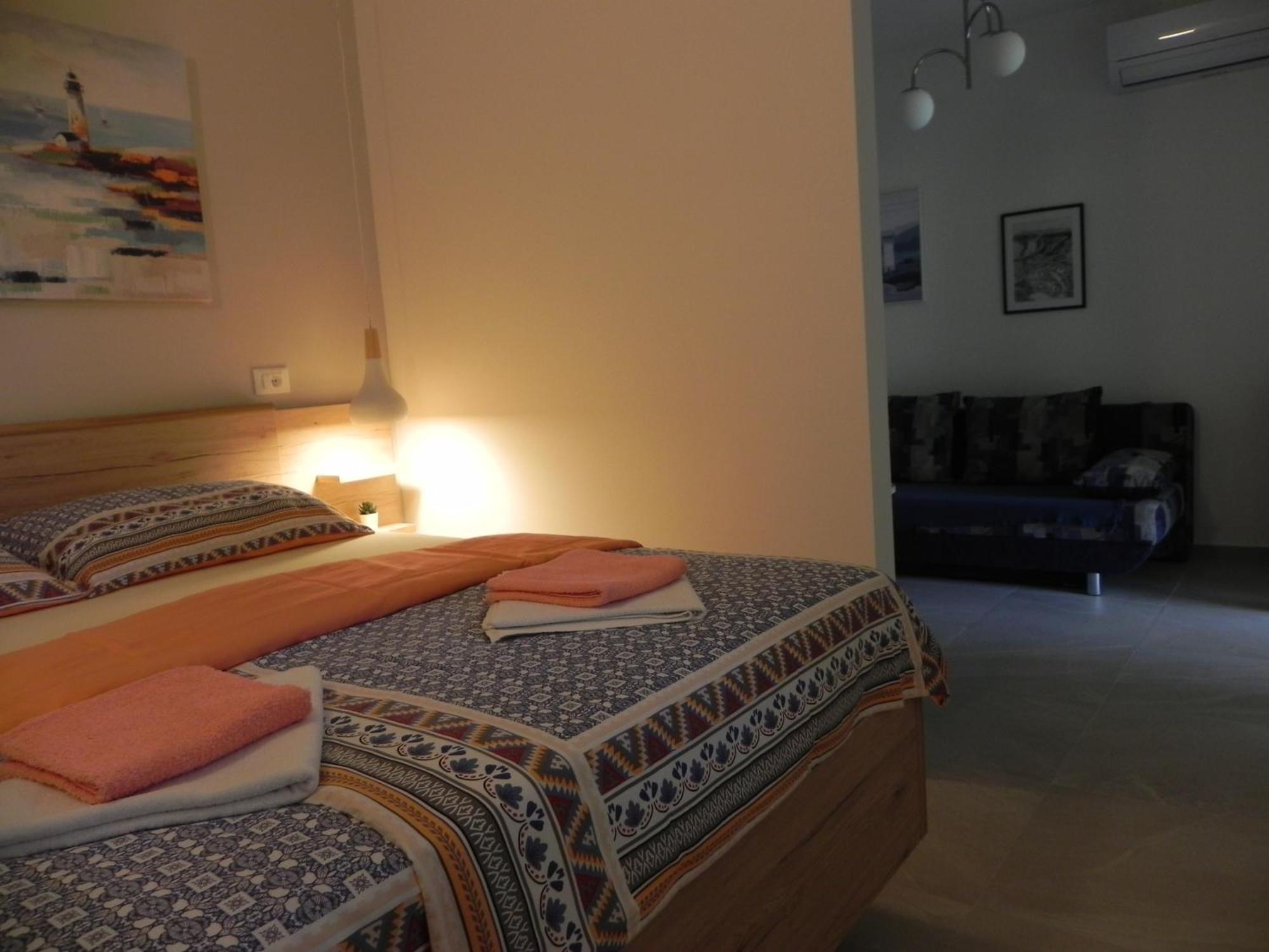 Apartments Katalenic Selce Eksteriør bilde