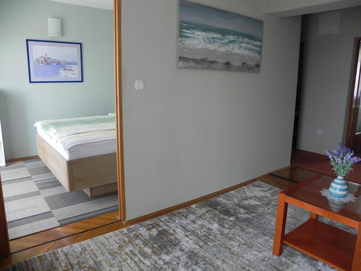 Apartments Katalenic Selce Eksteriør bilde